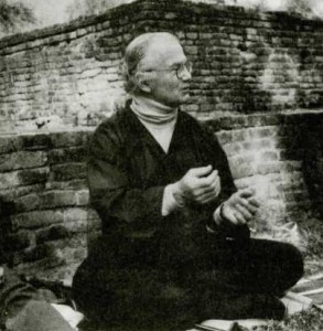 Larry teaching the Anapanasati sutta at the Jeta grove in Sravasti, India.
