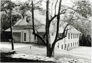1995-Issue-01-Spring-Hall2